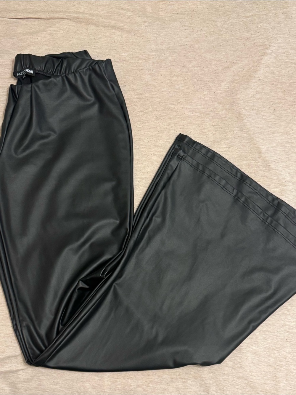 Fashion Jewelry Black Faux Leather Wide Leg Pants